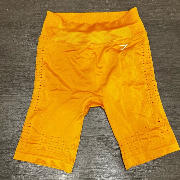 Gymshark Women’s Yellow Glow Seamless Bike Shorts Size Small - Picture 2 of 6